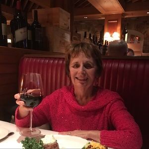 Meet your Posher, Joan